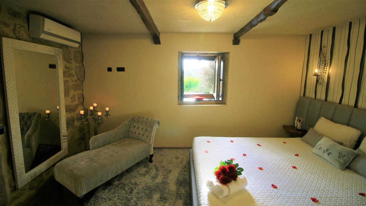 Love Story - Lareira & Sauna - Piscina Arcos de Valdevez Esterno foto